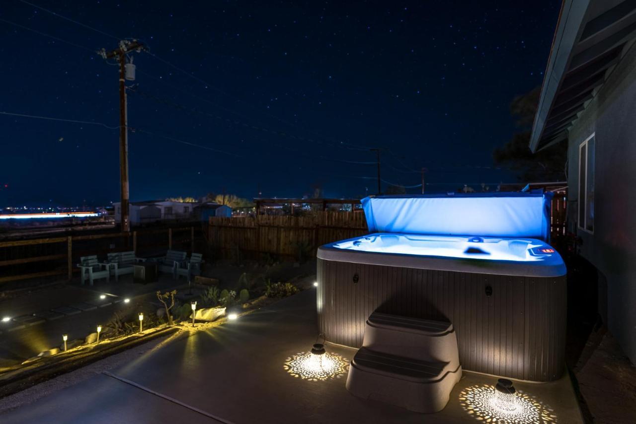 Desert Twilight 29 - Hot Tub & Ev Charger Twentynine Palms Buitenkant foto